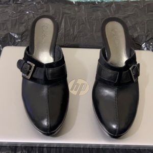 ‼️ SOLD‼️ Black Clogs